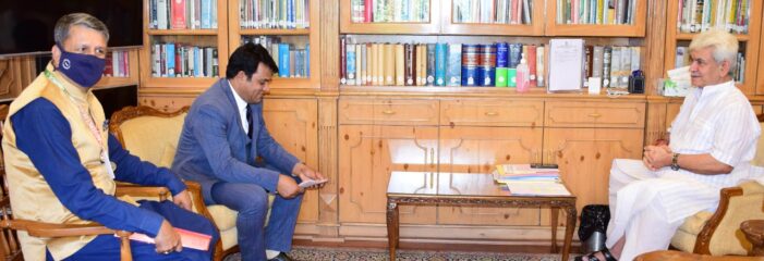 Chairperson DDC Kupwara, delegation of members DDC Srinagar call on Lt Governor