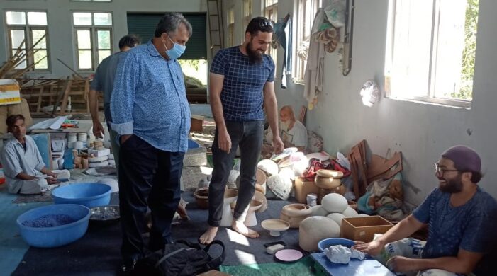 Samoon reviews functioning of Craft Development Institute, Srinagar Samoon reviews functioning of Craft Development Institute, Srinagar
