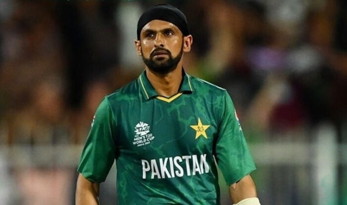 Pakistan’s morale high, says Malik ahead of Namibia game