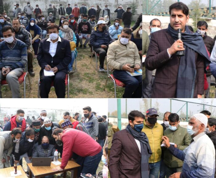 Demonstration Camp regarding ‘Aapki Zameen, Aapki Nigrani’ held during Block Diwas at Harwan Demonstration Camp regarding ‘Aapki Zameen, Aapki Nigrani’ held during Block Diwas at Harwan