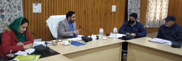 Director, RDD Kashmir reviews implementation of flagship schemes at Budgam Director, RDD Kashmir reviews implementation of flagship schemes at Budgam