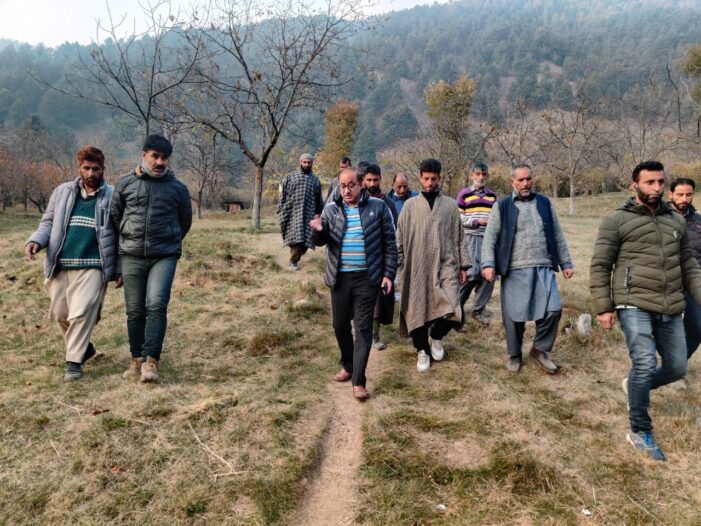 DG Horticulture conducts extensive tour of Anantnag DG Horticulture conducts extensive tour of Anantnag