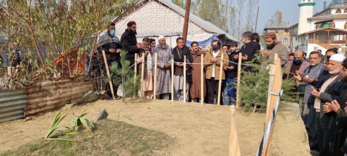 Sajad Lone visits Kupwara to condole sad demise of Peer Shams-Ud-Din Sajad Lone visits Kupwara to condole sad demise of Peer Shams-Ud-Din