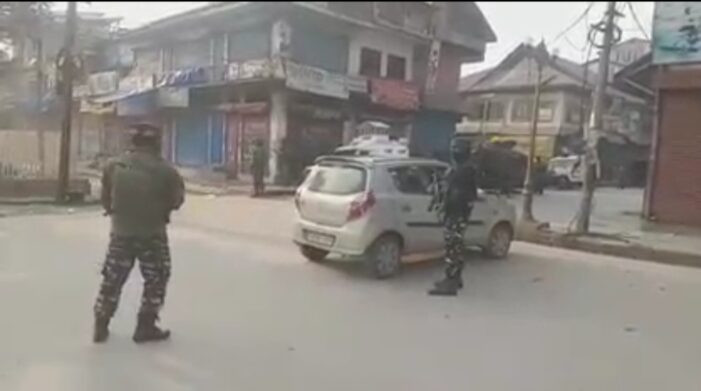 Two Cops killed in militant attack at Bandipora’s Gulshan Chowk Two Cops killed in militant attack at Bandipora’s Gulshan Chowk