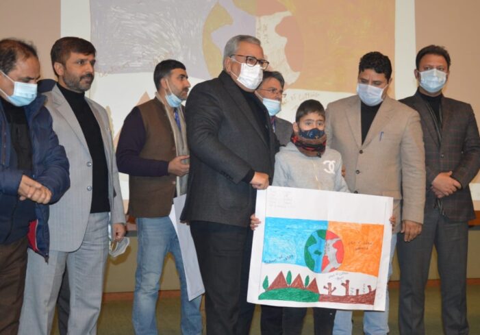 Persons with disabilities are our real life heroes, society must play role to push them forward: Advisor Farooq Khan Persons with disabilities are our real life heroes, society must play role to push them forward: Advisor Farooq Khan