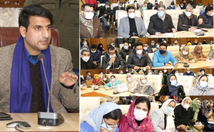 Covid-19 vaccination for 15-17 age group: DC Srinagar reviews preparedness