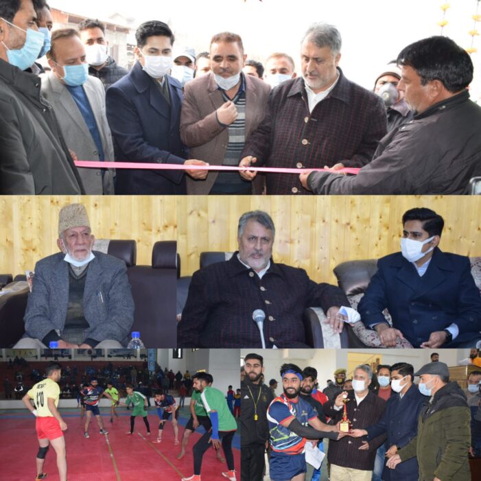 Dr Samoon visits Hajin, Sumbal; Reviews development works, inaugurates Baba Jungi Lift Irrigation scheme Dr Samoon visits Hajin, Sumbal; Reviews development works, inaugurates Baba Jungi Lift Irrigation scheme