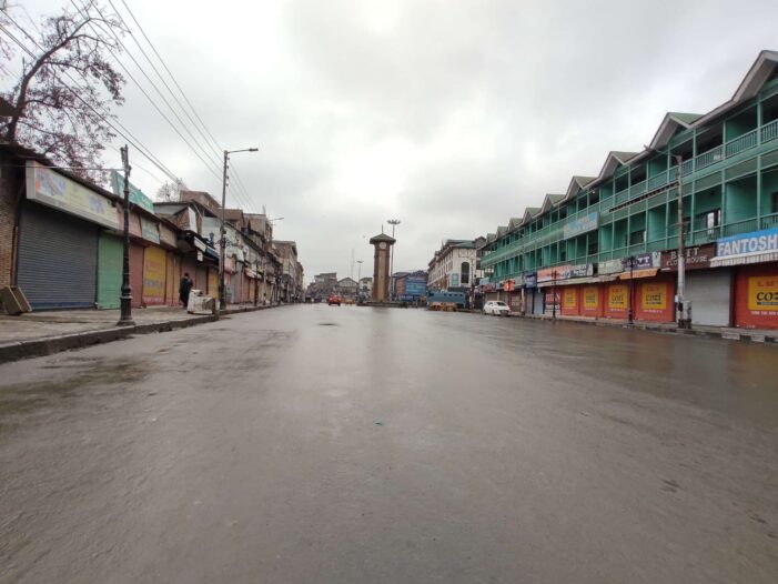 Complete weekend curfew observed in Srinagar on Saturday