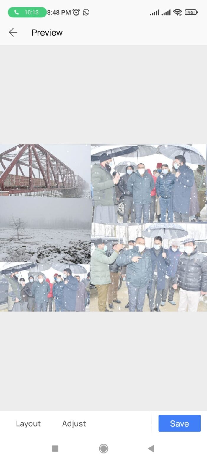 Div Com visits Kulgam, participates in Block Diwas at D.H Pora
