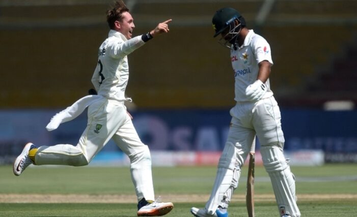Pakistan lose openers early after Australia post mammoth 556 in 2nd Test
