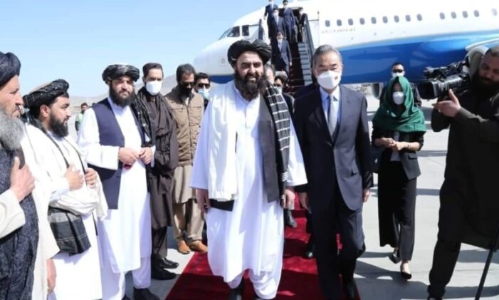 Chinese FM lands in Kabul on unannounced visit after OIC moot