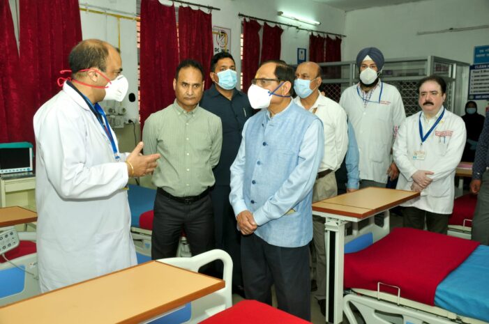 Advisor Bhatnagar launches COVID-19 vaccination drive for 12-14 years on ‘National Vaccination Day’