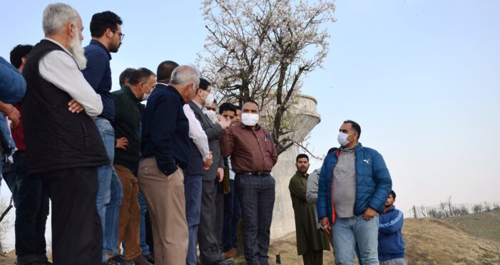Div Com visits IDTR, ICC proposed sites at Budgam