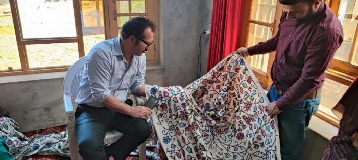 DD Handicrafts & Handlooms inspects Training Centres
