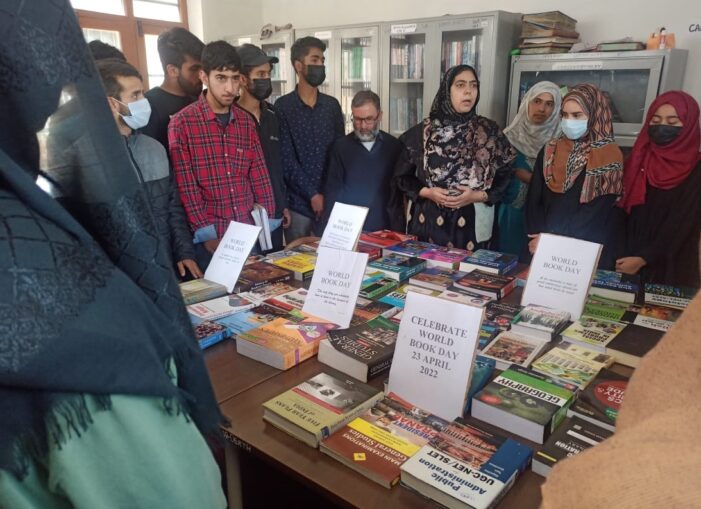 Libraries Deptt organises exhibitions, awareness programmes to promote book reading