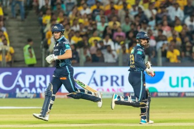Miller, Rashid pull of spectacular heist to fend off CSK