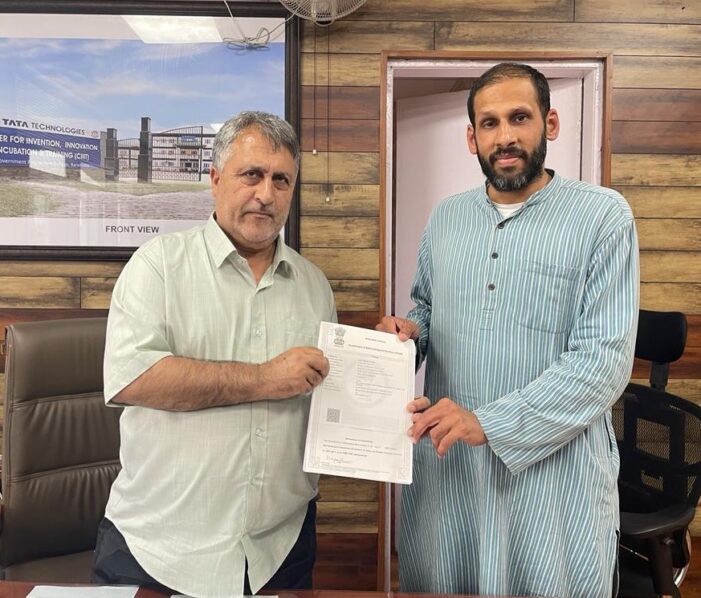 J&K SDD, Art of Living sign MoU regarding up gradation of ITIs