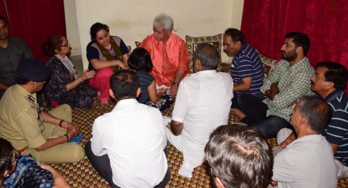 Lt Governor visits Rahul Bhat’s family in Jammu