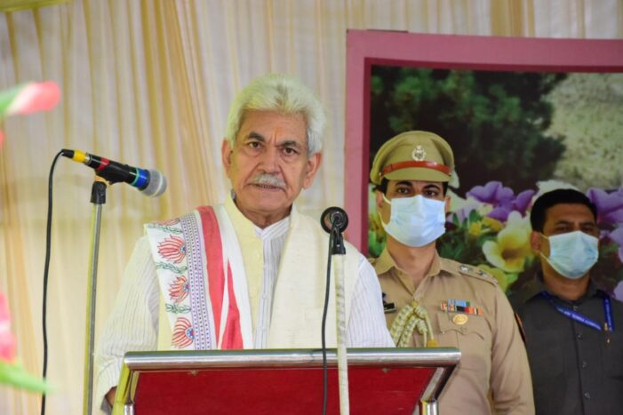 Lt Governor inaugurates Flower Show-2022 at Srinagar’s Botanical Garden