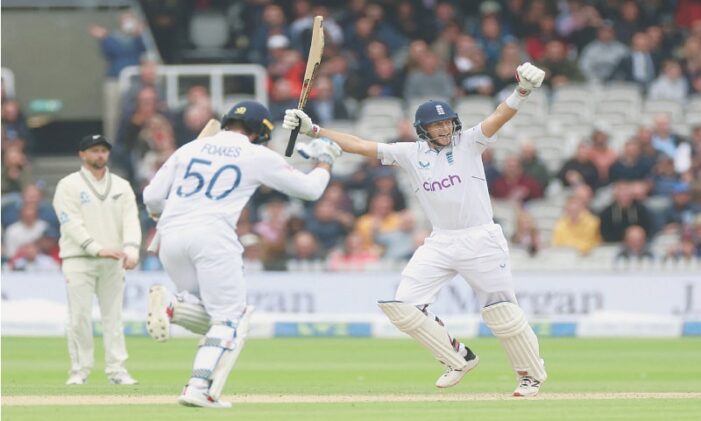 Root stars as England beat New Zealand in first Test