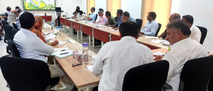 Pr. Secy reviews progress on collaboration between SDD and IIM Jammu for development of Skill institutes across J&K