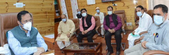 Advisor Bhatnagar meets various public delegations, individuals at Srinagar