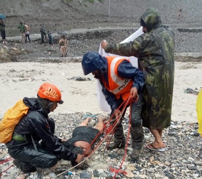 Amarnath flash floods: 10 pilgrims die, over 40 missing