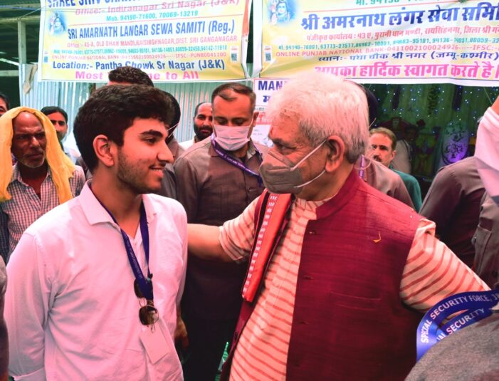 Lt Governor visits Pantha Chowk Yatra transit camp
