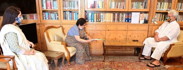 Chairperson, Devki Arya Putri Pathshala High School calls on Lt Governor