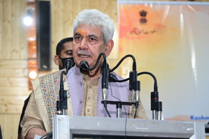 Lt Governor participates in “Ujjwal Bharat – Ujjwal Bhavishya, Power @ 2047” celebrations in J&K