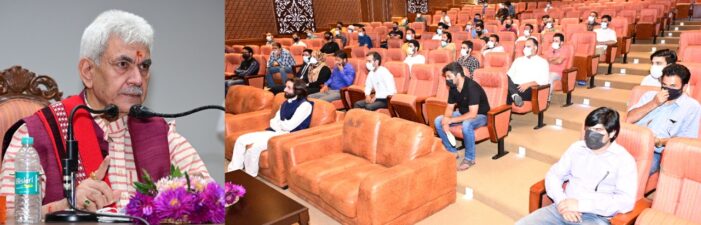Delegation of JKAS aspirants calls on Lt Governor