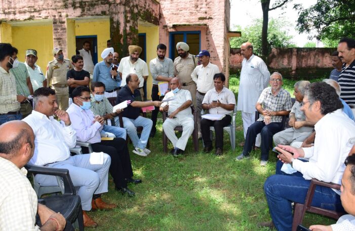 Principal Secretary I&FC visits Water Supply and Irrigation Schemes in Jammu outskirts