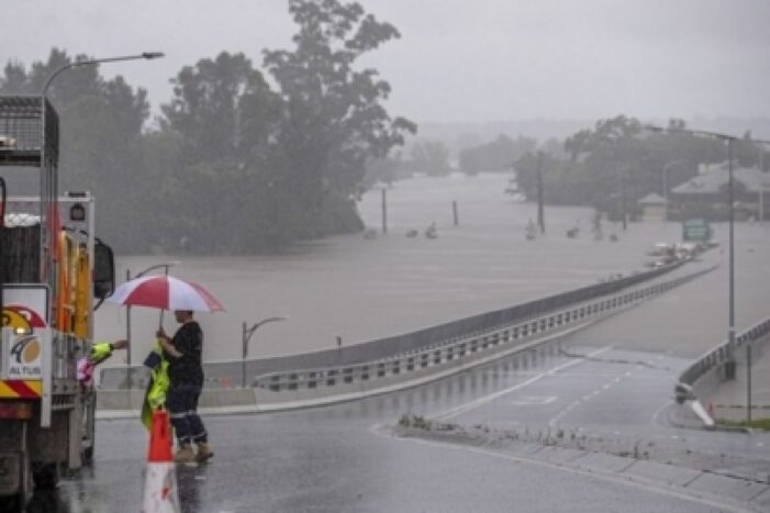 Cleaning works begin in flood-affected Surat as water recedes