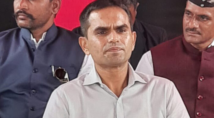 Caste scrutiny committee gives clean chit to Sameer Wankhede