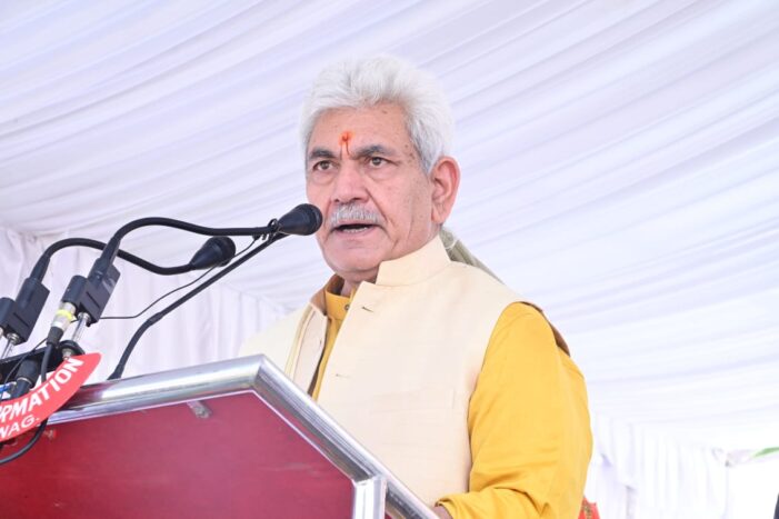 Lt Governor inaugurates Common Facility Centre of Martand Chain Stitch & Crewel Embroidery SFURTI Cluster in Anantnag