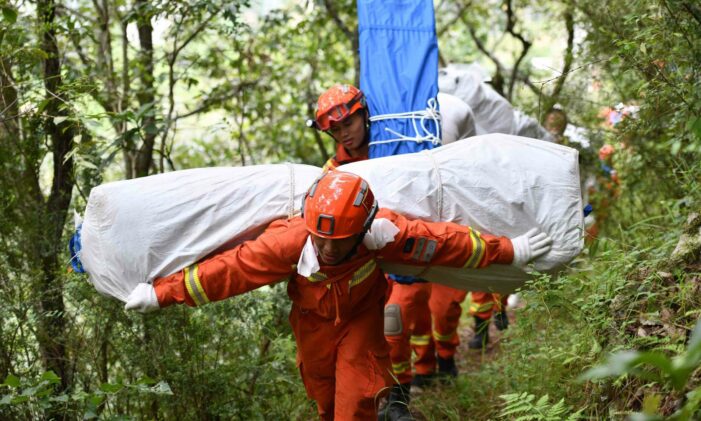 Downpours and mudslides hamper China earthquake rescue mission