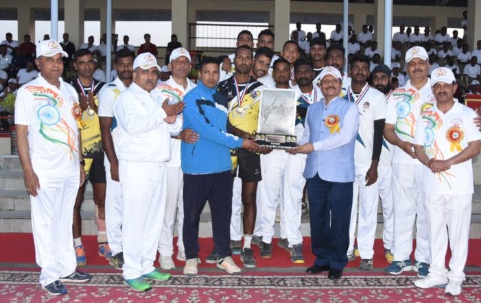 Advisor Bhatnagar witnesses final match of BSF IFVC- 2022 at Humhama