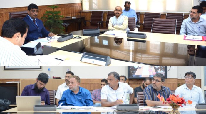 Chief Secretary discusses distribution reforms in power sector