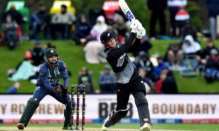 Finn Allen powers New Zealand to nine-wicket victory over Pakistan in tri-series T20