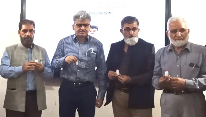 Dulloo inaugurates indigenous vaccines against sheep diseases and embryo transfer technology at DIL Nowshera