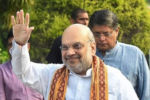 Amit Shah visits Gurudwara Chati Patshahi in Rainawari