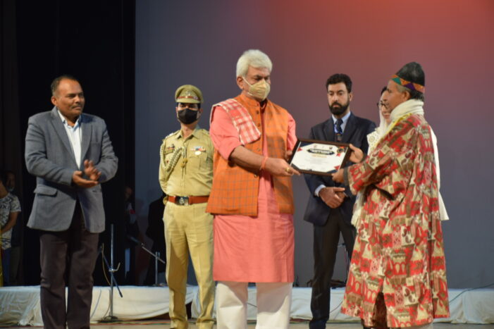 Lt Governor inaugurates three-week long cultural festival Jashn-e-Kashmir, celebration of tradition, culture & heritage