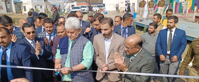 Lt Governor inaugurates IOCL’s LPG bottling plant at Anantnag