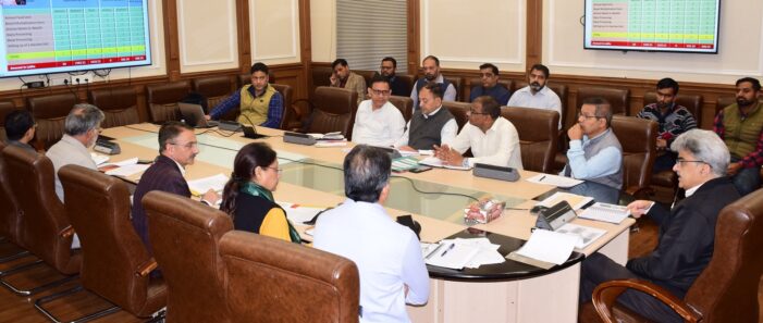 Dulloo reviews status of AIF, AHIDF, FIDF and NHB projects in J&K