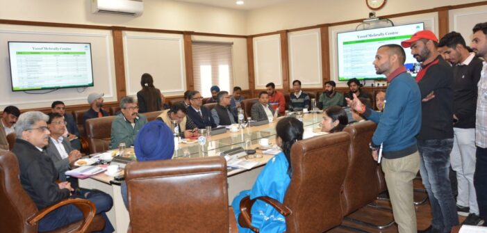 Atal Dulloo reviews working of Farmer Producer Organizations in Jammu