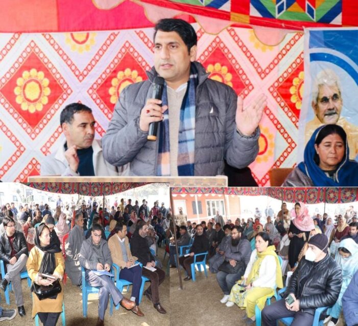 DC Srinagar holds Public Grievance Redressal Camp at Balhama