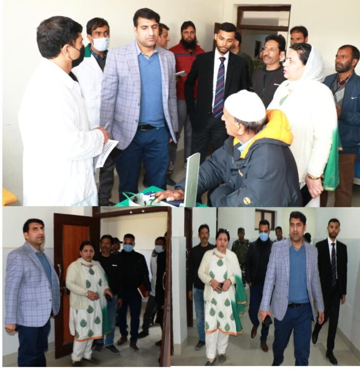 DC Srinagar inspects NTPHC Zewan to oversee availability of healthcare facilities