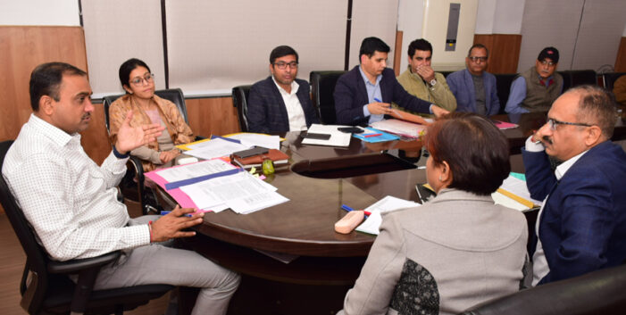 Div Com Jammu reviews status of land acquisition for Airport Expansion, transfer of land to Jammu University, Revenue Training Institute