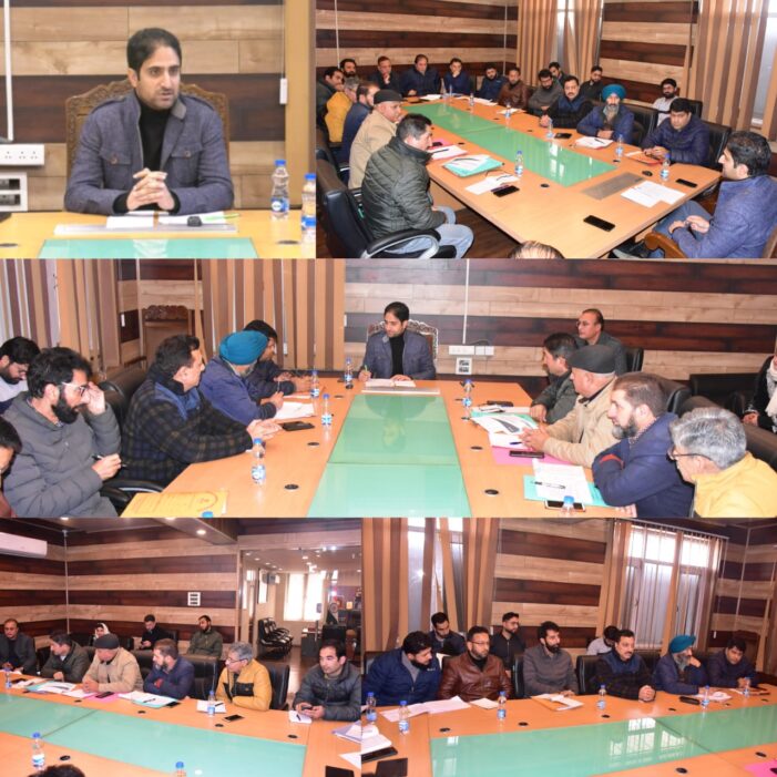Mayor of Srinagar reviews progress of ongoing works taken by the Corporation