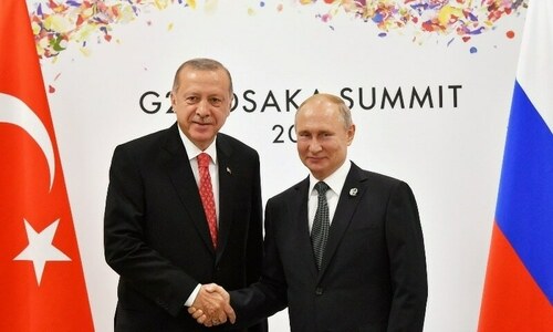 Erdogan asks Putin to ‘clear’ Kurdish forces from northern Syria